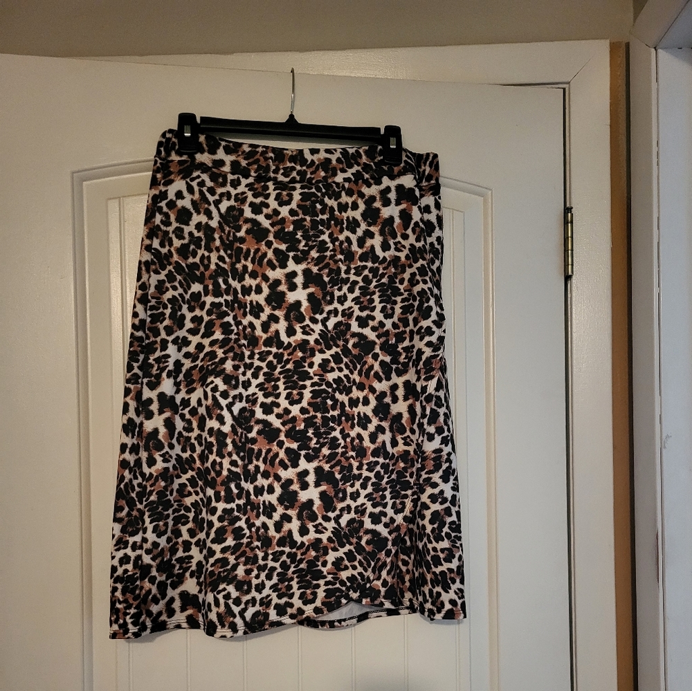 Kamp kloz leopard swim skirt